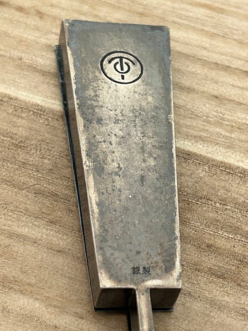 銀製　扇子型　楊枝入れ细工　梅　紅葉32g