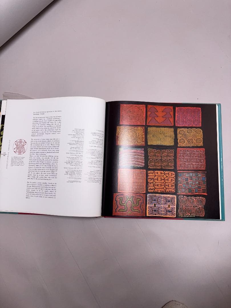 Magnificent Molas Michel Perrin ミシェル・ペラン