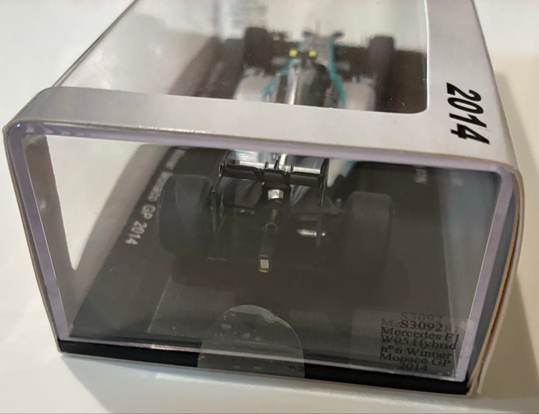 ミニチャンプス　アストンマーティン　レッドブル　フェルスタッペン　ミニカーほか