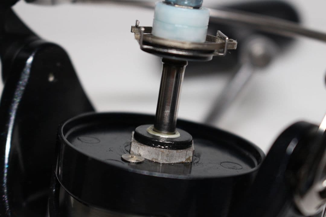 DAIWA 17エクセラー 4000H スピニングリール