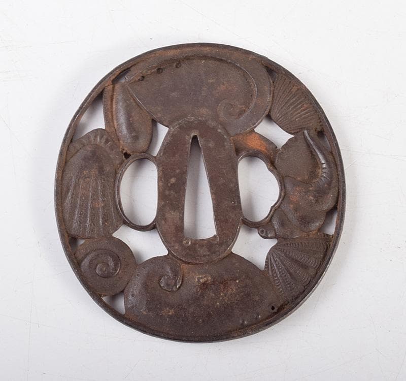 武具　刀装具　古鉄　鍔　V　R4876