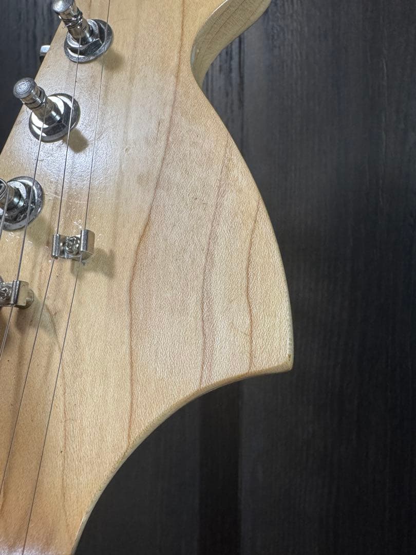 世界に1本！Squier ストラト 手仕上げバースト アルニコV搭載