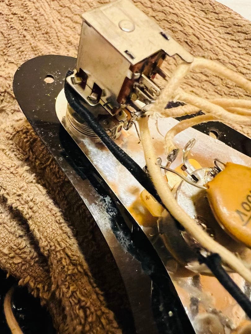 ギター Fender Japan Stratocaster ST62 ALLBLK