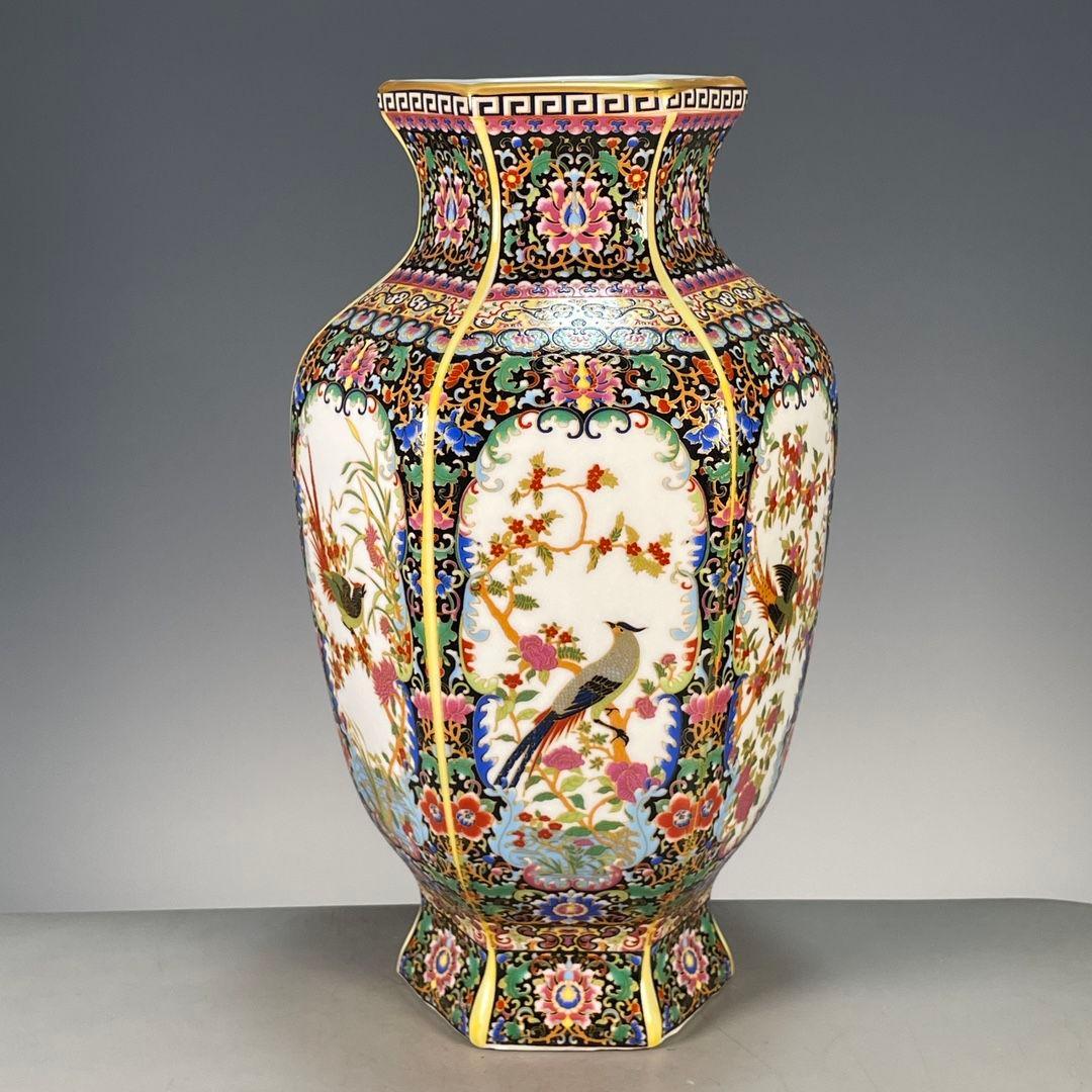 琺瑯彩六面開窓花鳥賞瓶 景徳鎮 陶磁器 装飾品 現代工芸品 美術品 置物