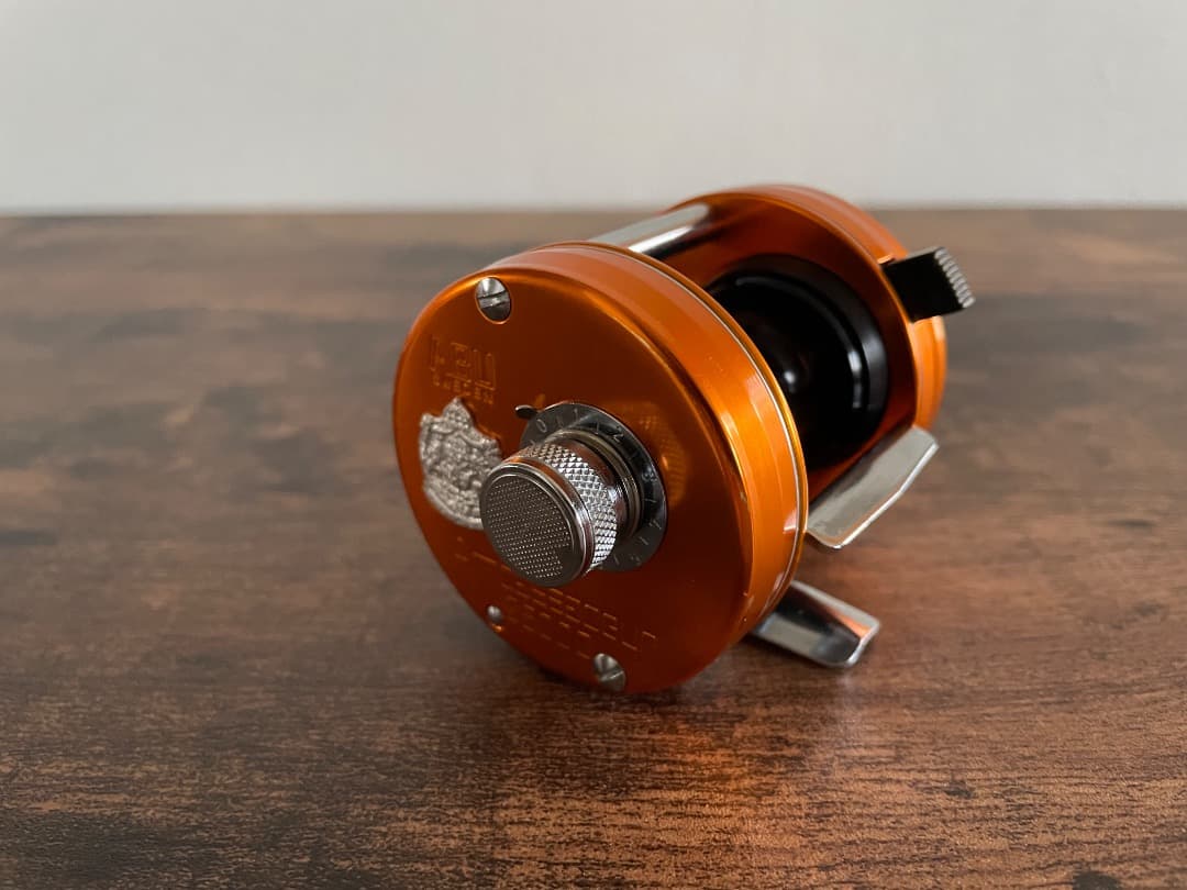 ABU Ambassadeur 2500C アンバサダー サンセットオレンジ美品