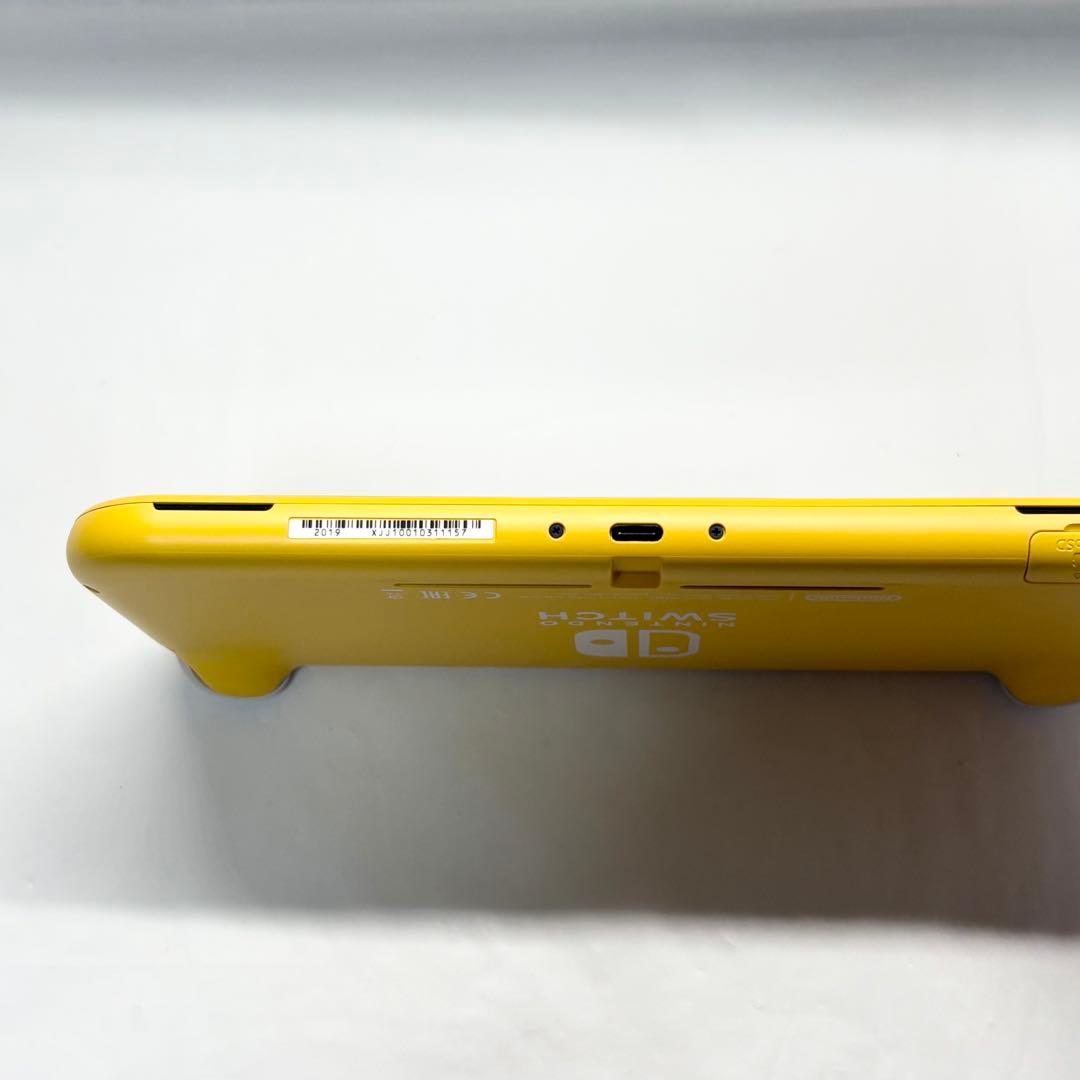 【良品☆】任天堂 Switch Lite イエロー 純正充電器 動作確認済み