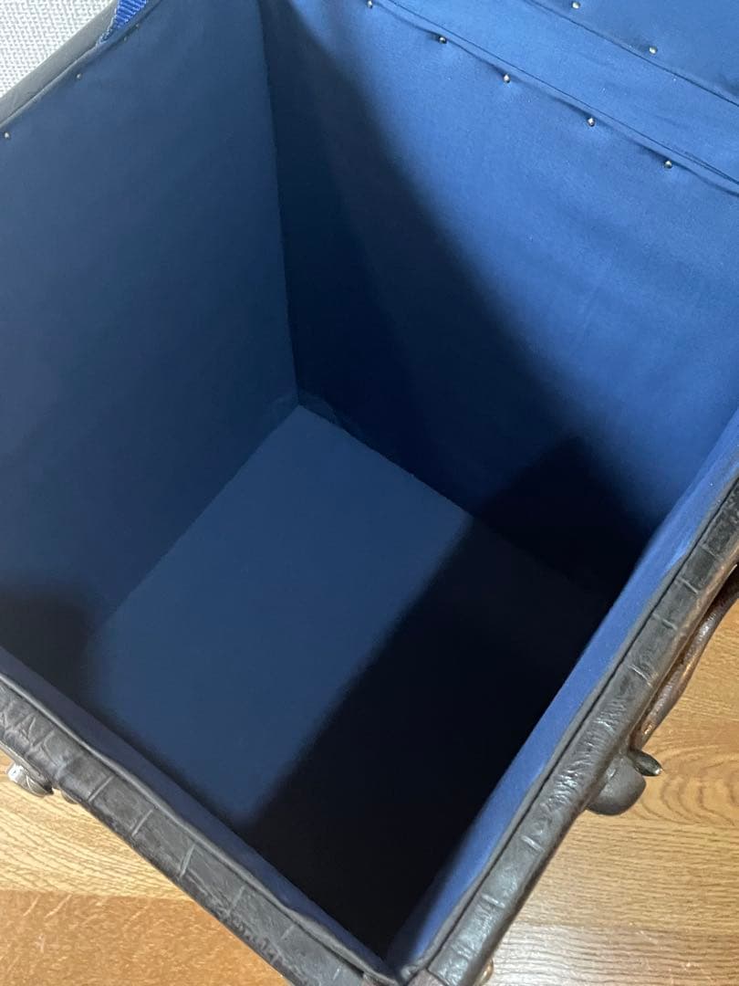 イギリスアンティーク　クロコのボックス