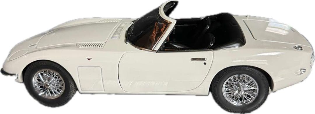 1/18 トヨタ 2000GT 007 絶版　オートアート製