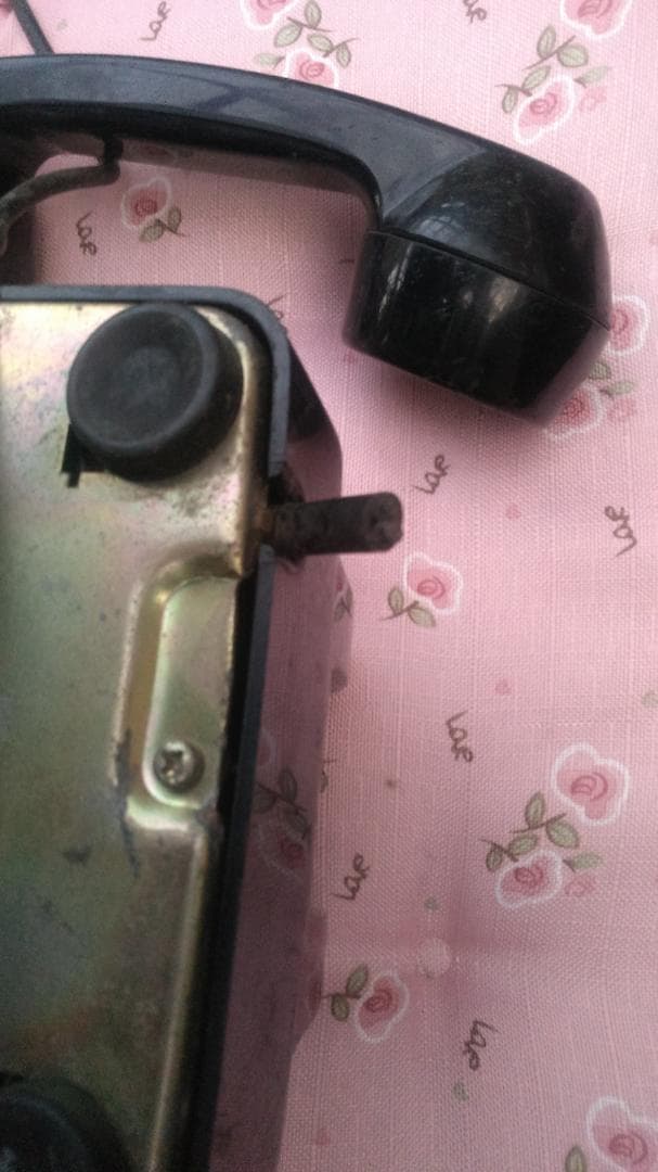 昭和の黒電話　日立製作所　骨董　昭和30年代品だと思う　インテリアに　居酒屋等に