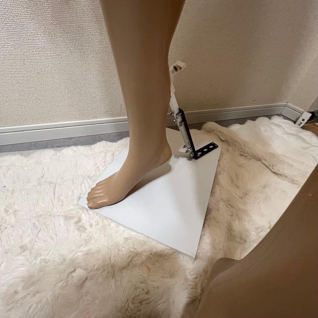 ベージュ 女性用　フルボディ　マネキン