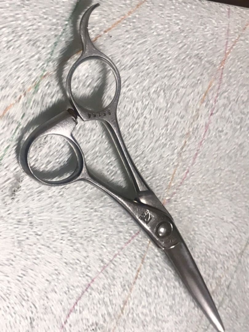 ★年末セール★【美品】プロ用 ハイネッターシザー
