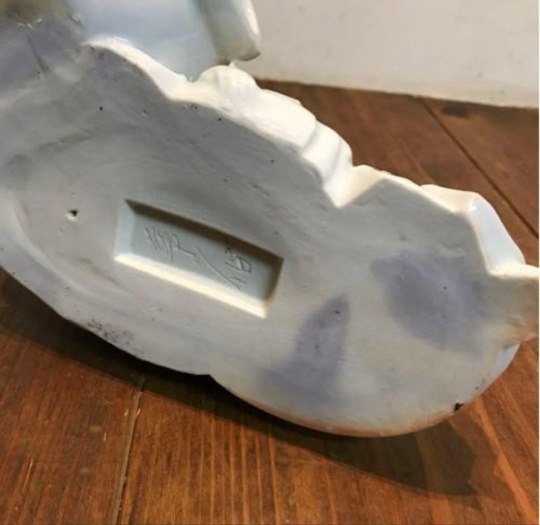 美品　陶器　慈山伯　猩々　白磁　置物　オブジェ　当時物　丁寧な作り