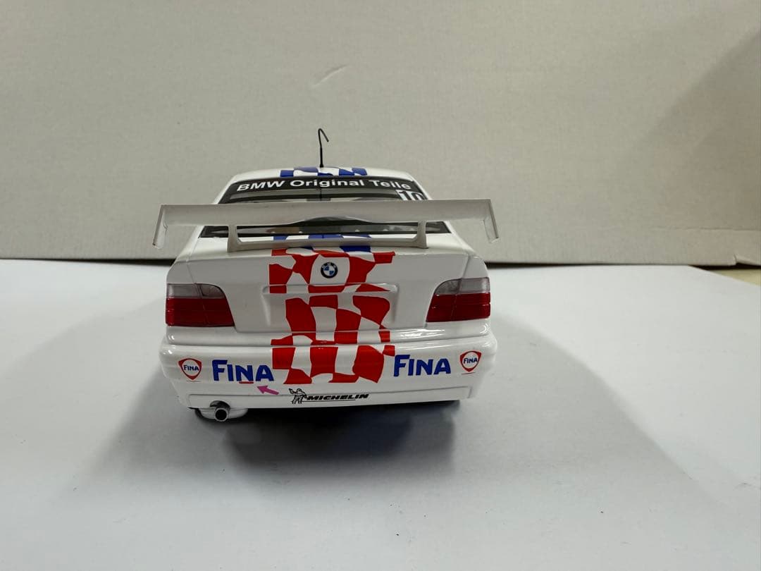 激レア！！ E36 320d 1:18 ミニカー