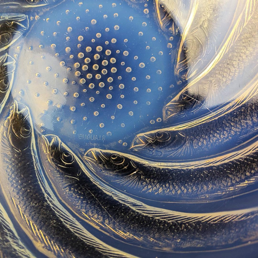 マッチーさま　深淵なるオパルセント ラリック本人作品 ポワソン 大鉢24cm 魚