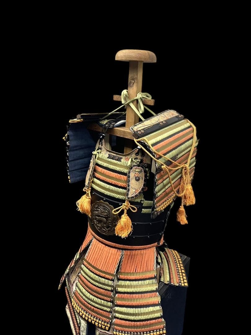 送料込み 着用可能 甲冑 等身大 当世具足 鎧兜 時代祭り 鎧櫃 龍刻 胸当て