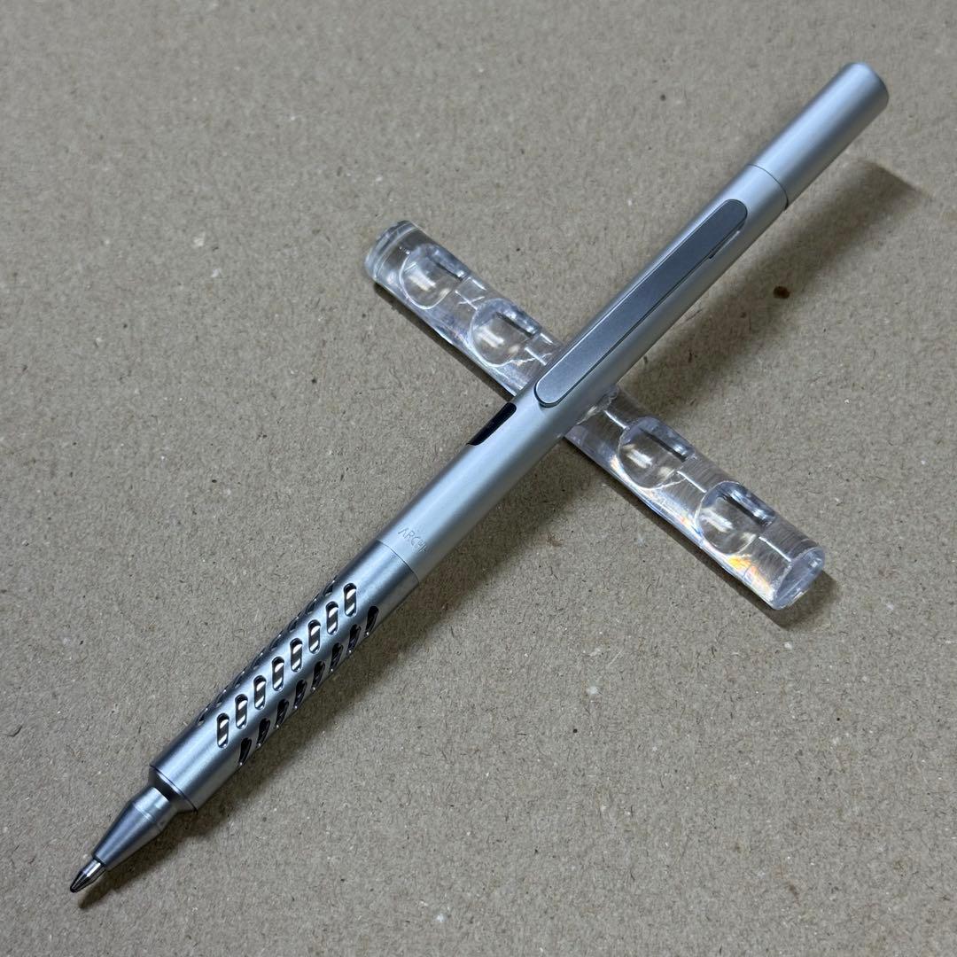 新品 廃盤 サクラ アーキ 水性 ローラーボール シルバー YABC3000