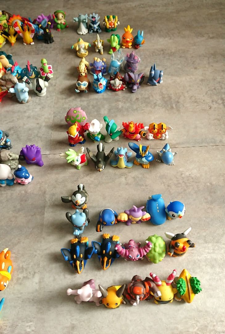 ポケモンキッズ 550体以上まとめ売り 未使用シール90枚以上付き