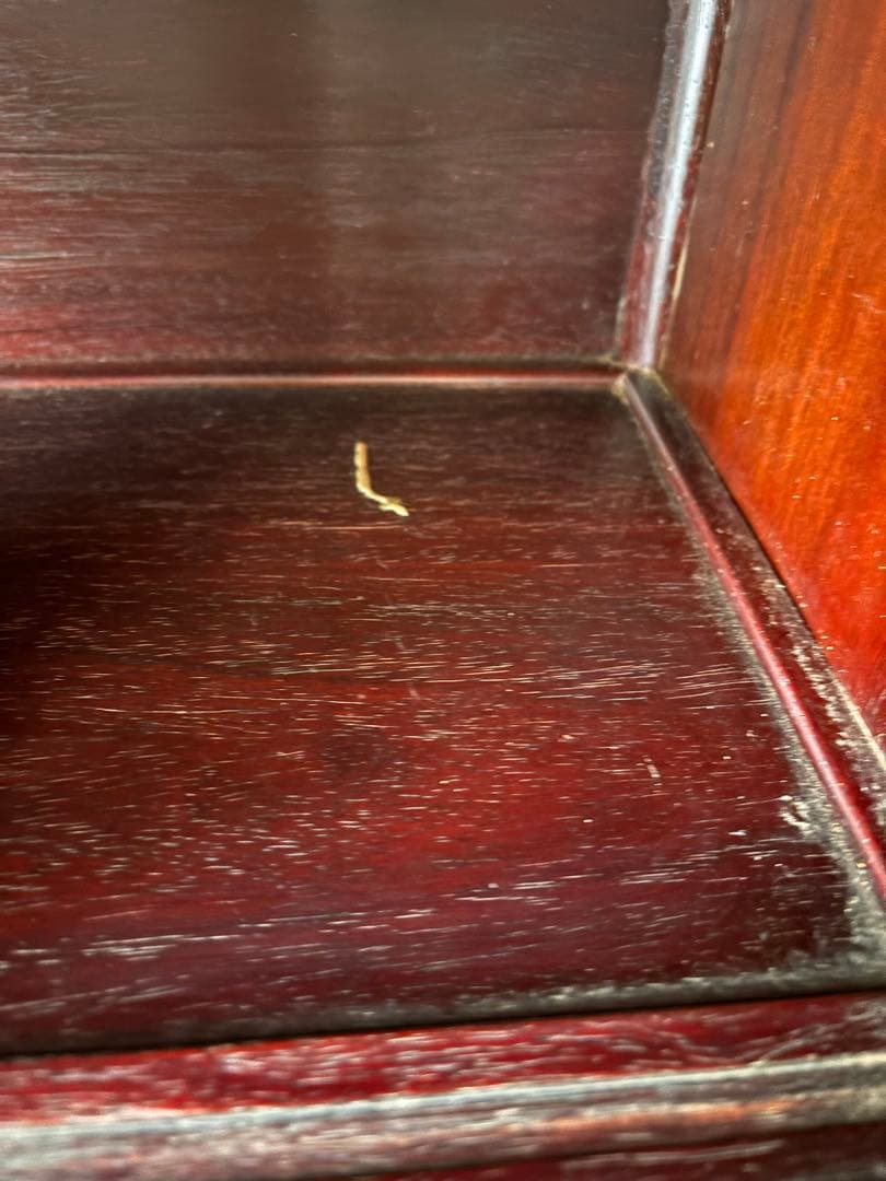 紫檀の茶箪笥　飾り棚　違い棚　唐木家具　サイドボード　和室