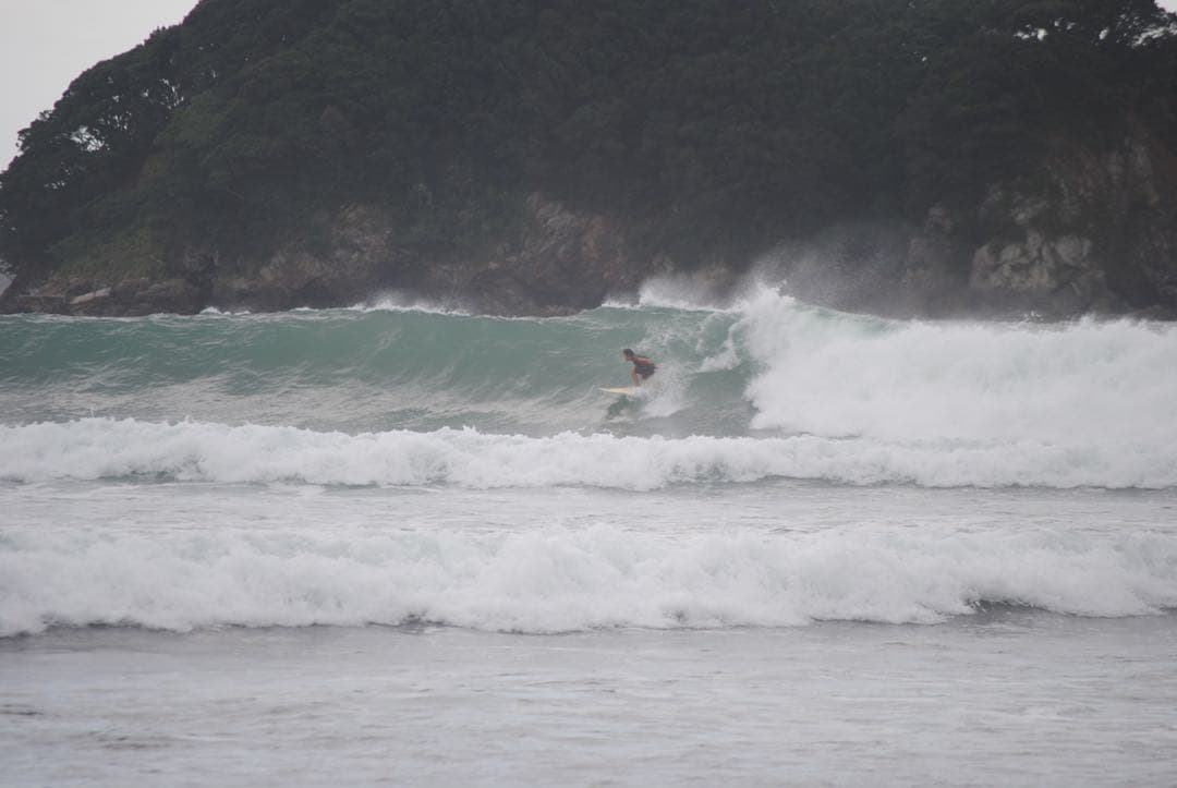 ドロップアウト　アキラ•アイパ　ハンドシェイプ　⒍2