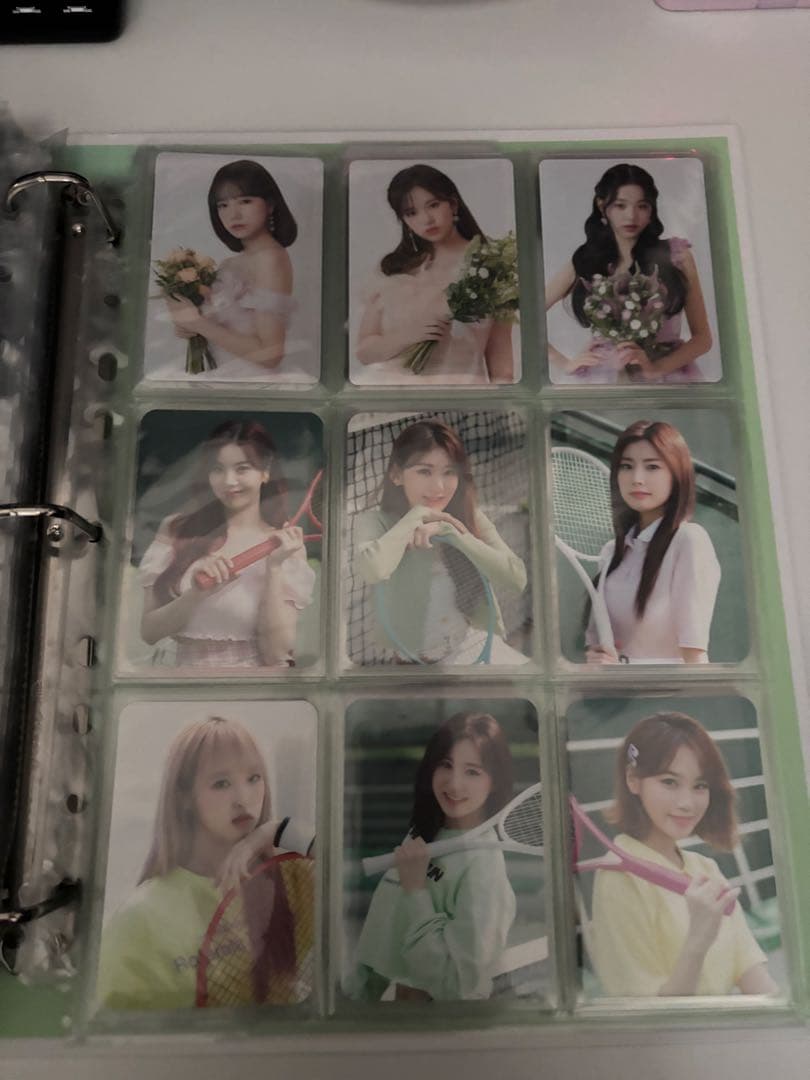 IZ*ONE フォトバインダー トレカ×217枚(バラ売り不可)