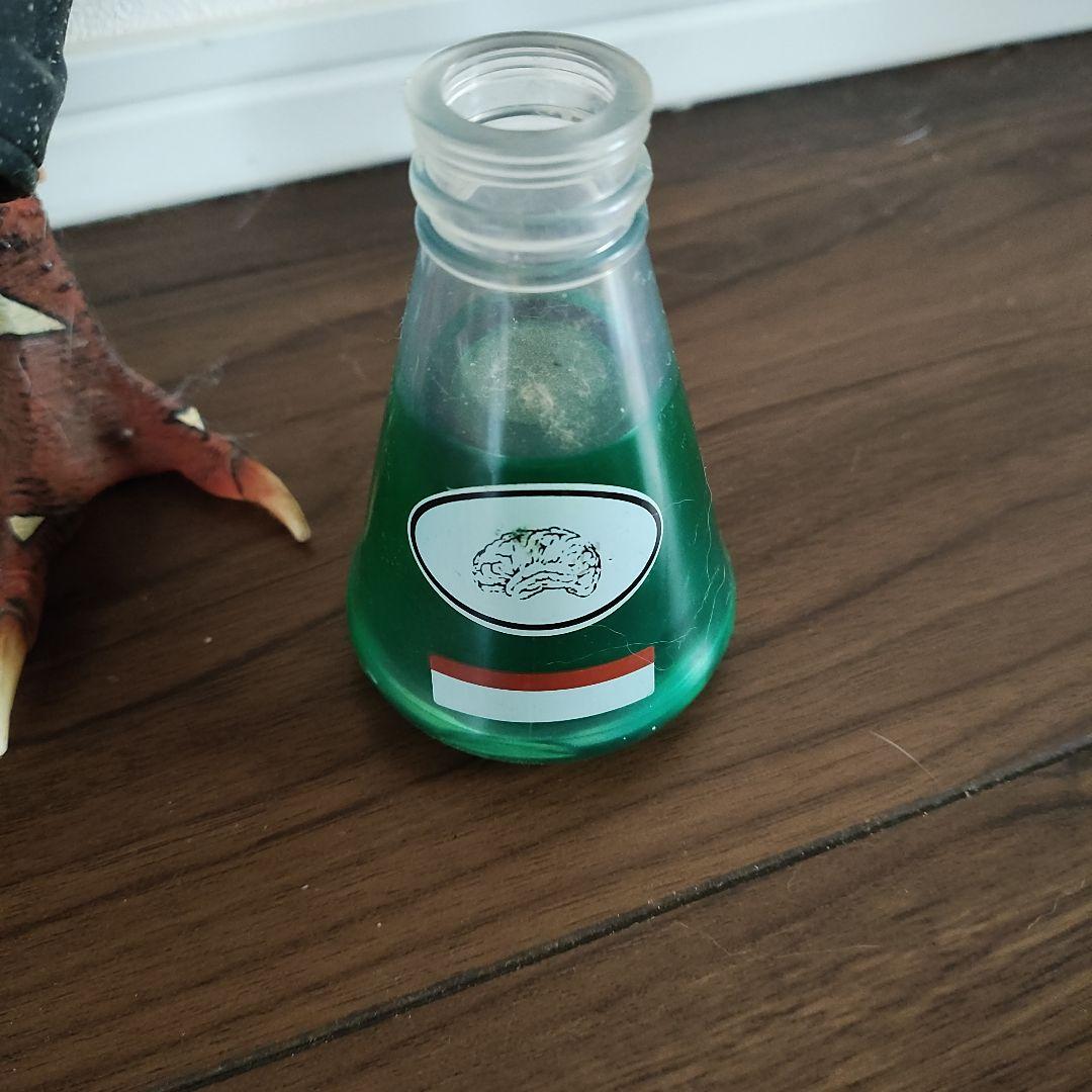 グレムリン フィギュア スーツ サングラス付き