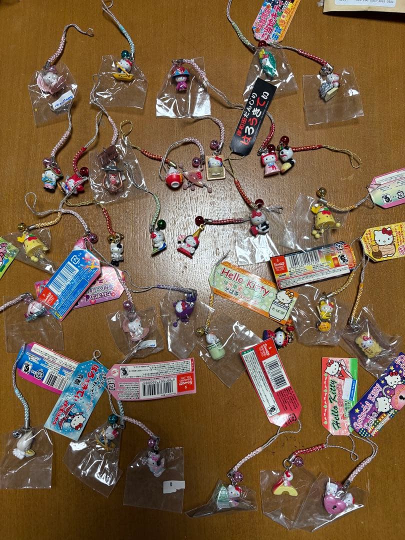 総数 240個以上 ご当地キティ 日本限定 根付