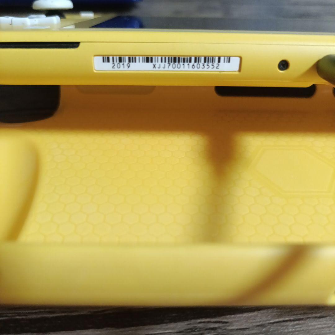 Switchライト ニンテンドースイッチ ケース付き