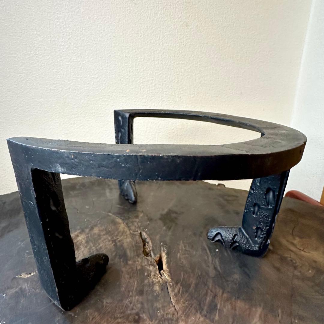 ♦︎未使用品♦︎茶道具　唐銅？面取り風炉　虫喰い 五徳　風炉