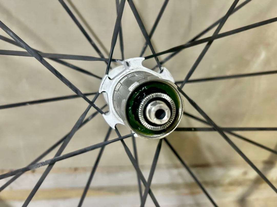 ◆白リムのカッコいい後輪ホイール◆重量0.99kg