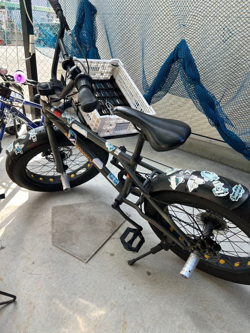 ファットバイク　大阪周辺直接手渡し