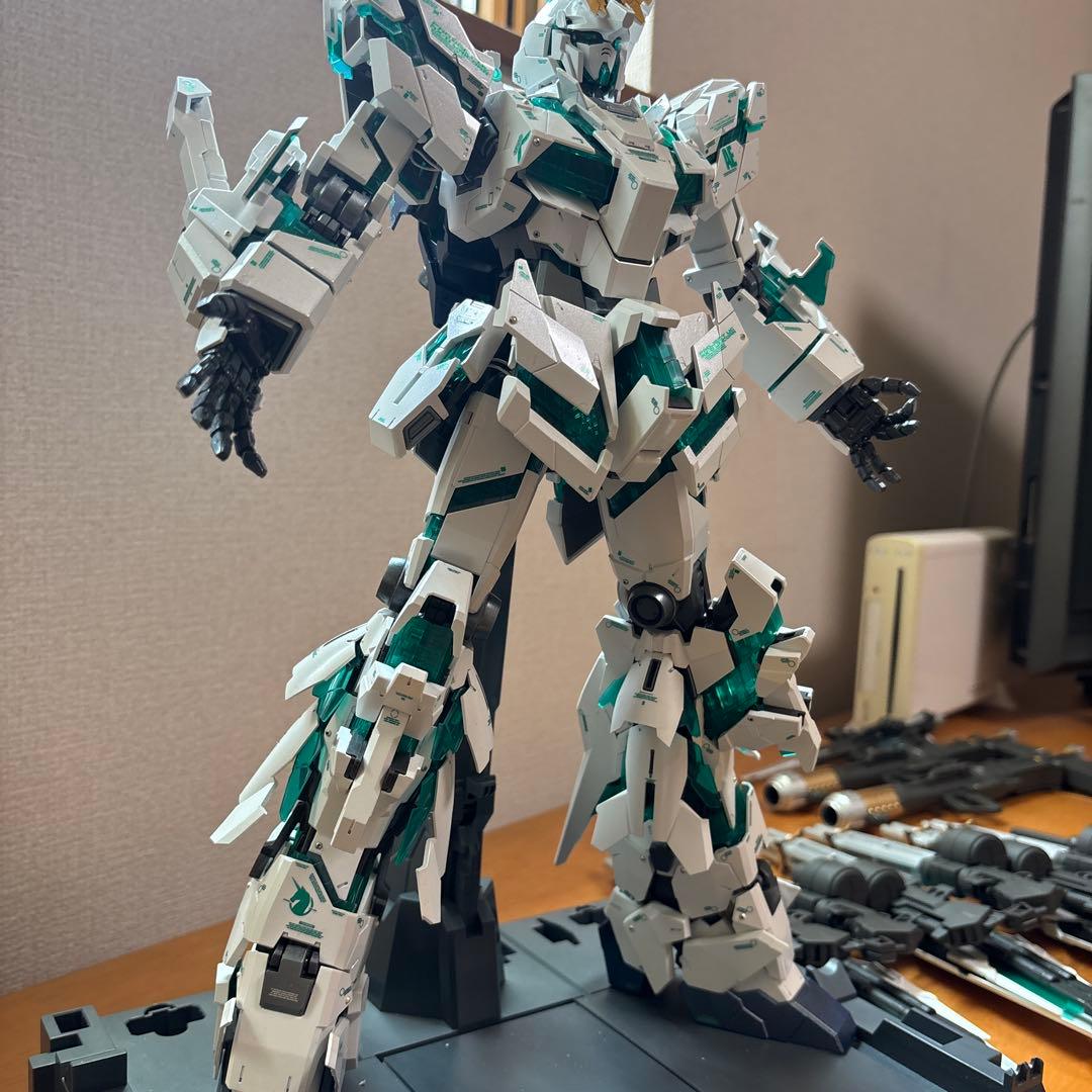 専用出品 PG 1/60 ユニコーンガンダム1号機　最終決戦仕様　LED 完成品
