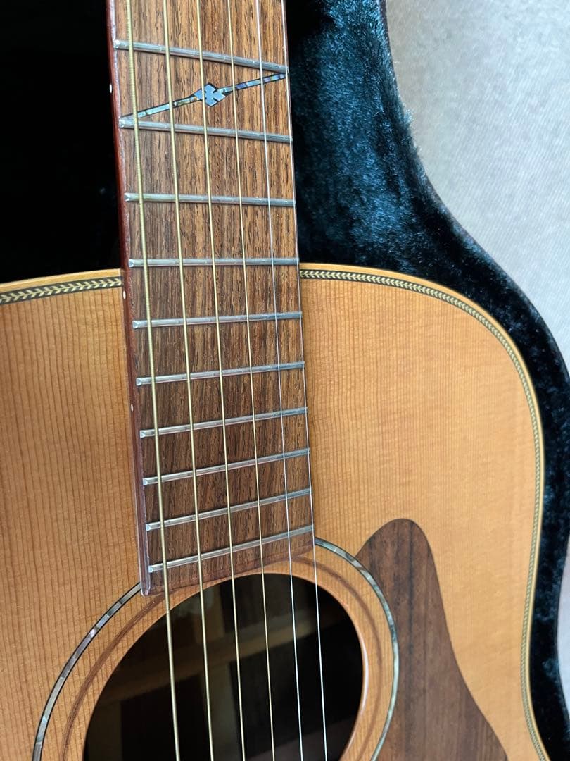 ほぼ未使用、k.ヤイリです!