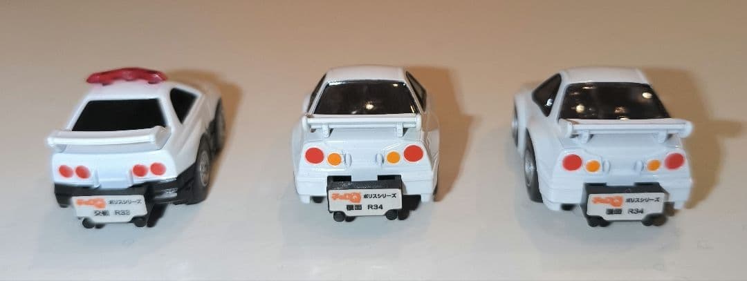 チョロＱアクリル製イルミネーションスイッチ付きケースとイルミネーションチョロQ