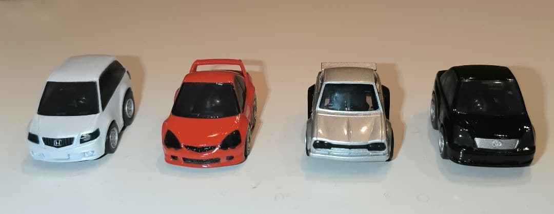 チョロＱアクリル製イルミネーションスイッチ付きケースとイルミネーションチョロQ