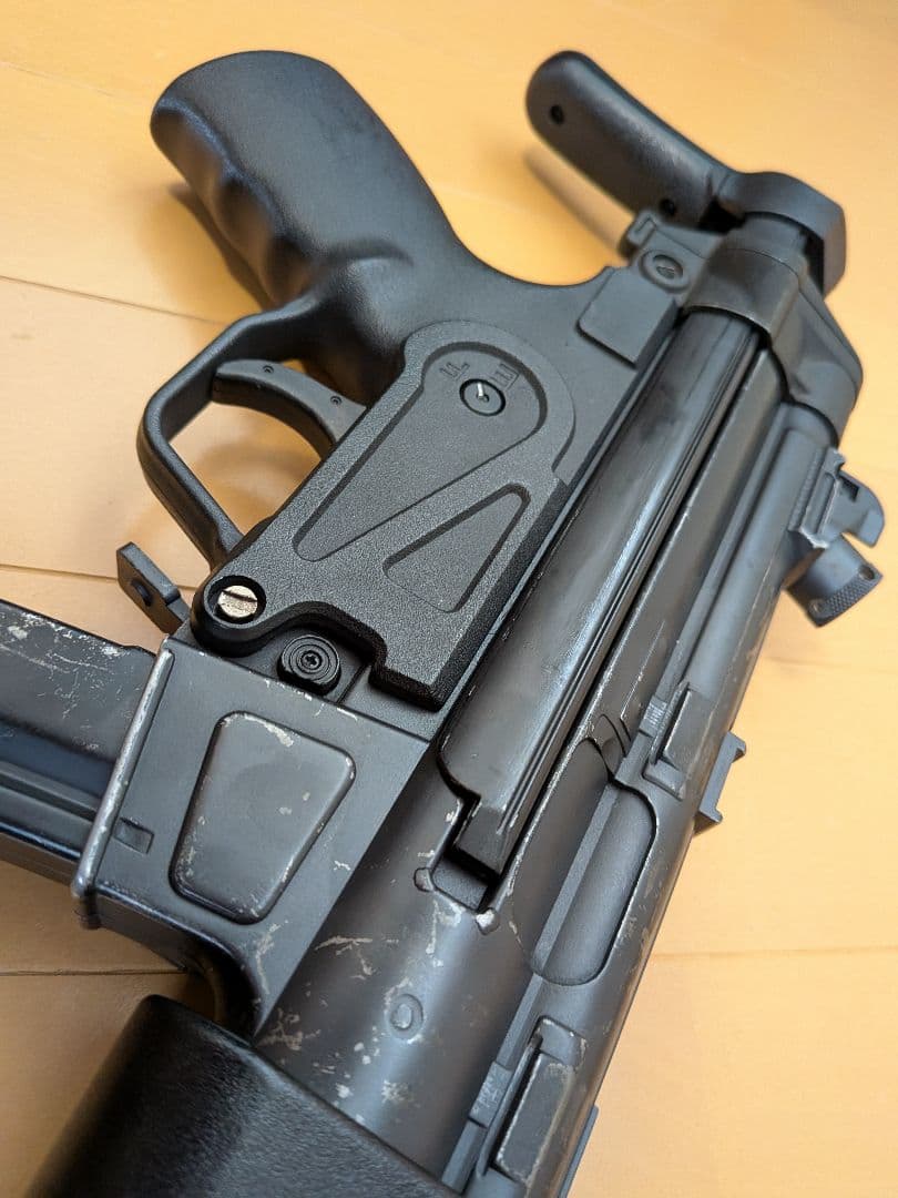 マルイ　MP5電動ガン　メタル、旧タイプレシーバー　カスタム