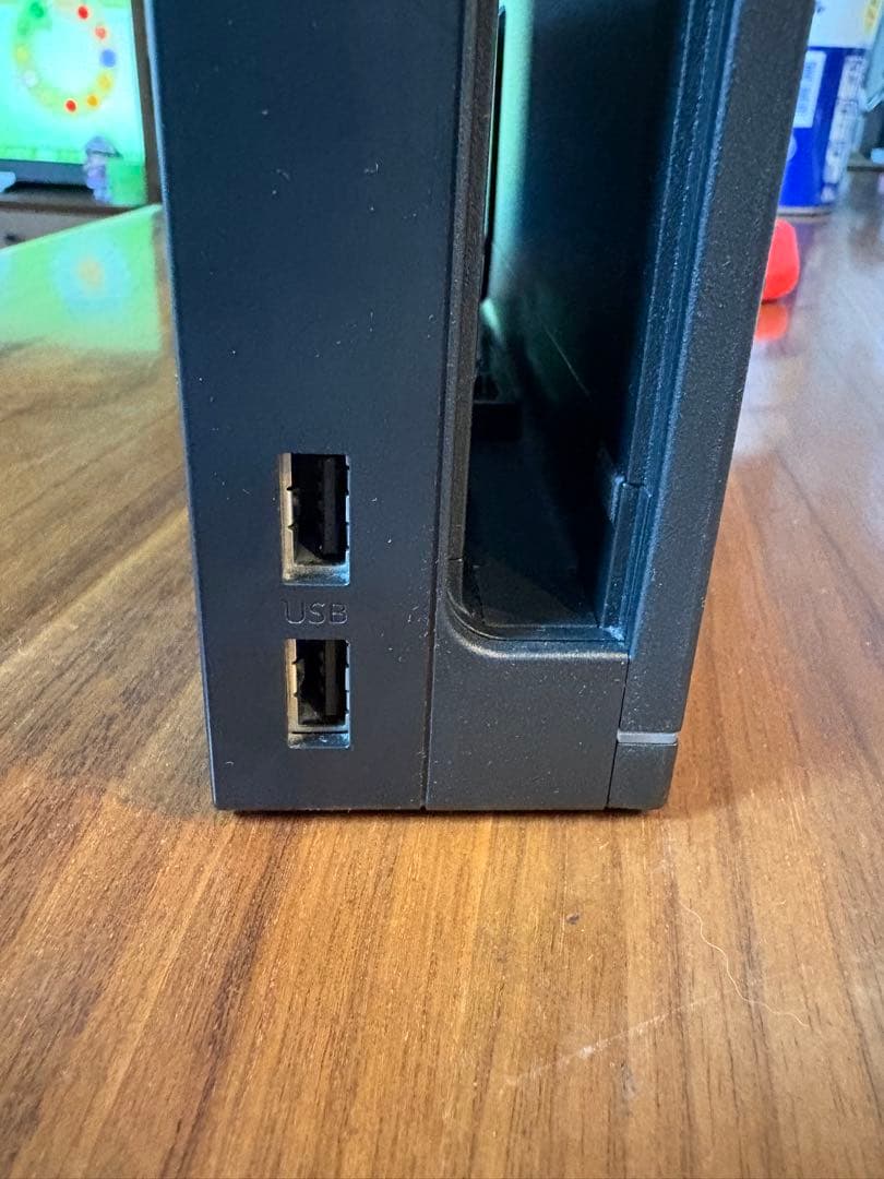 【美品】Nintendo Switch 本体 ネオンブルー・ネオンレッド