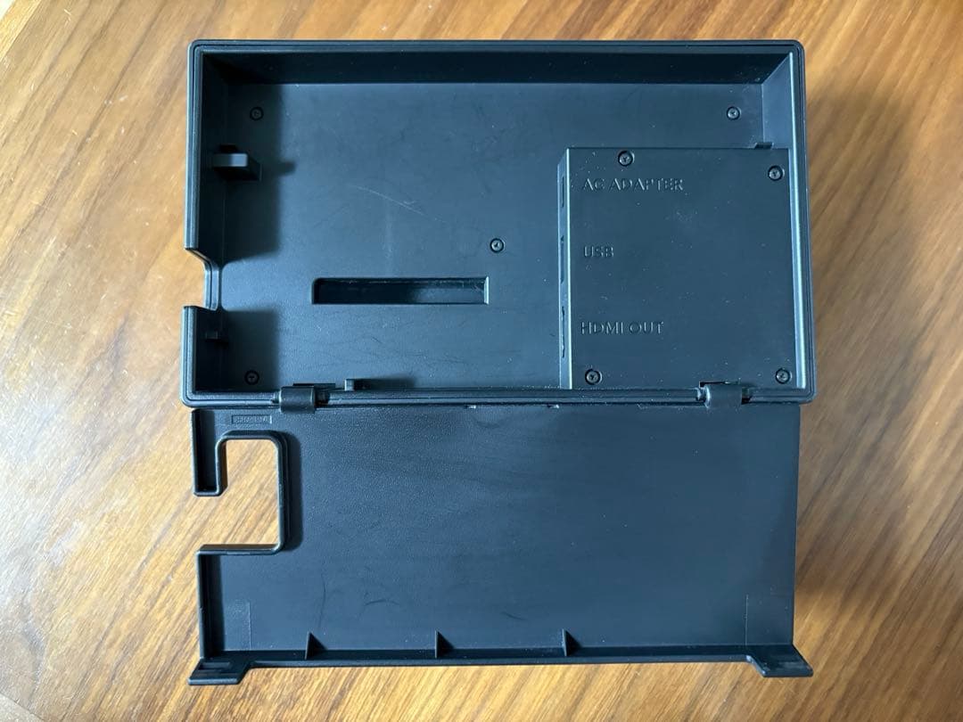 【美品】Nintendo Switch 本体 ネオンブルー・ネオンレッド