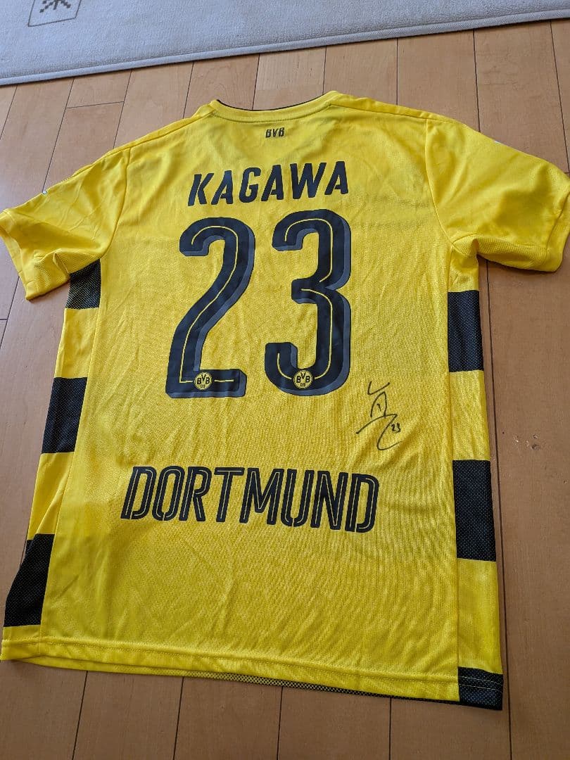 PUMAボルシアドルトムント No.23カガワ新品タグ付きサイン入りユニフォーム