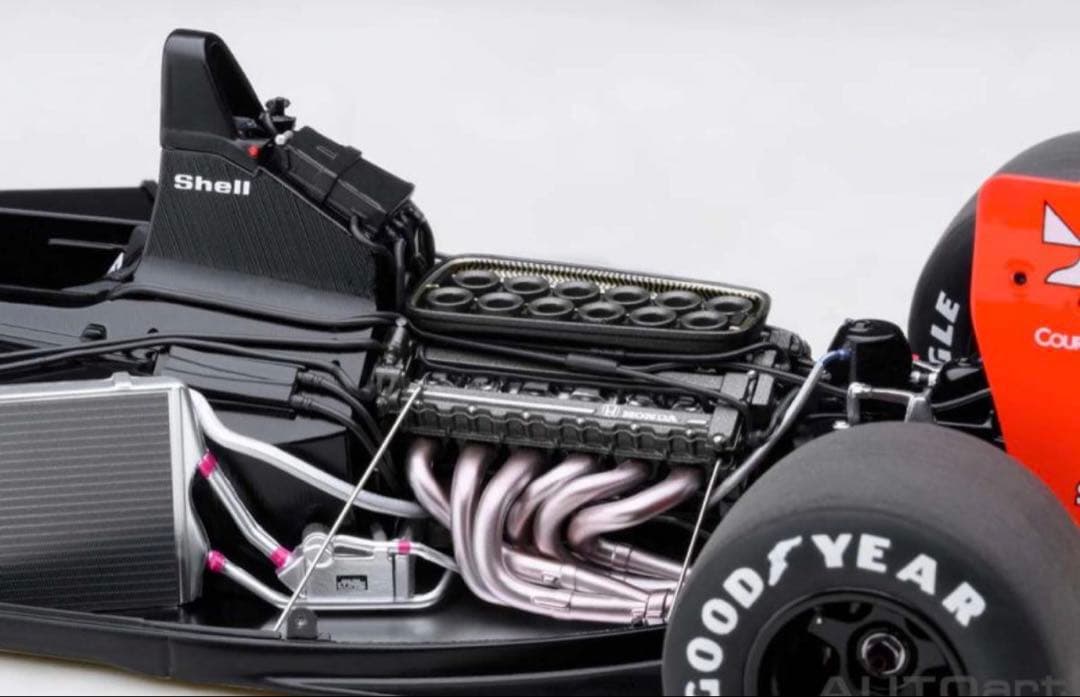 新品　オートアート 1/ 18 マクラーレン ホンダ ゲルハルト・ベルガー