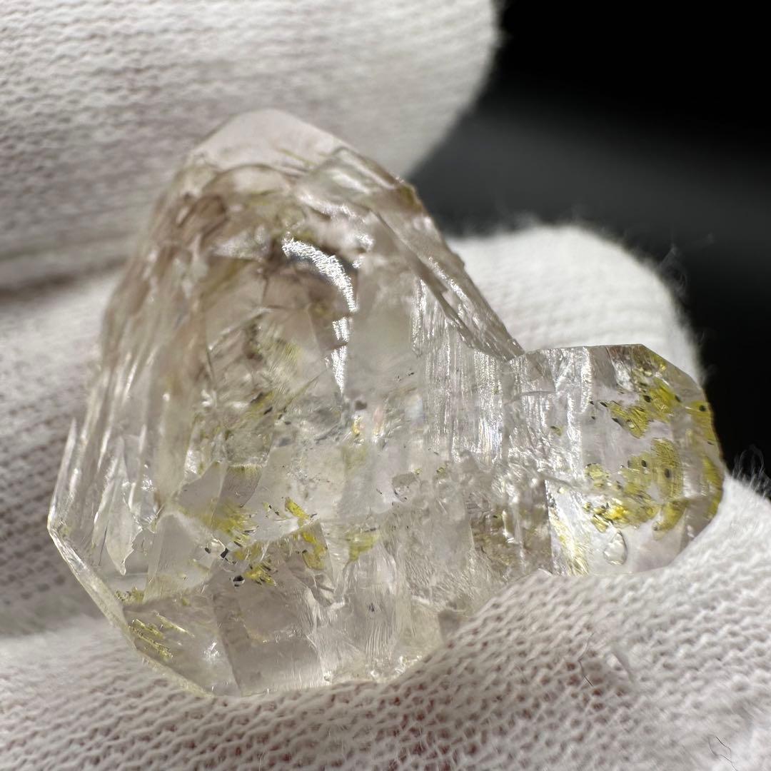 蛍光も！！　オイルイン　ハーキマーダイヤモンド　原石