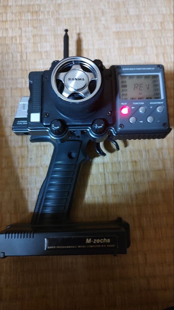 HPI RS4 と サンワ m-zechs 当時物 カタログ等　セットで