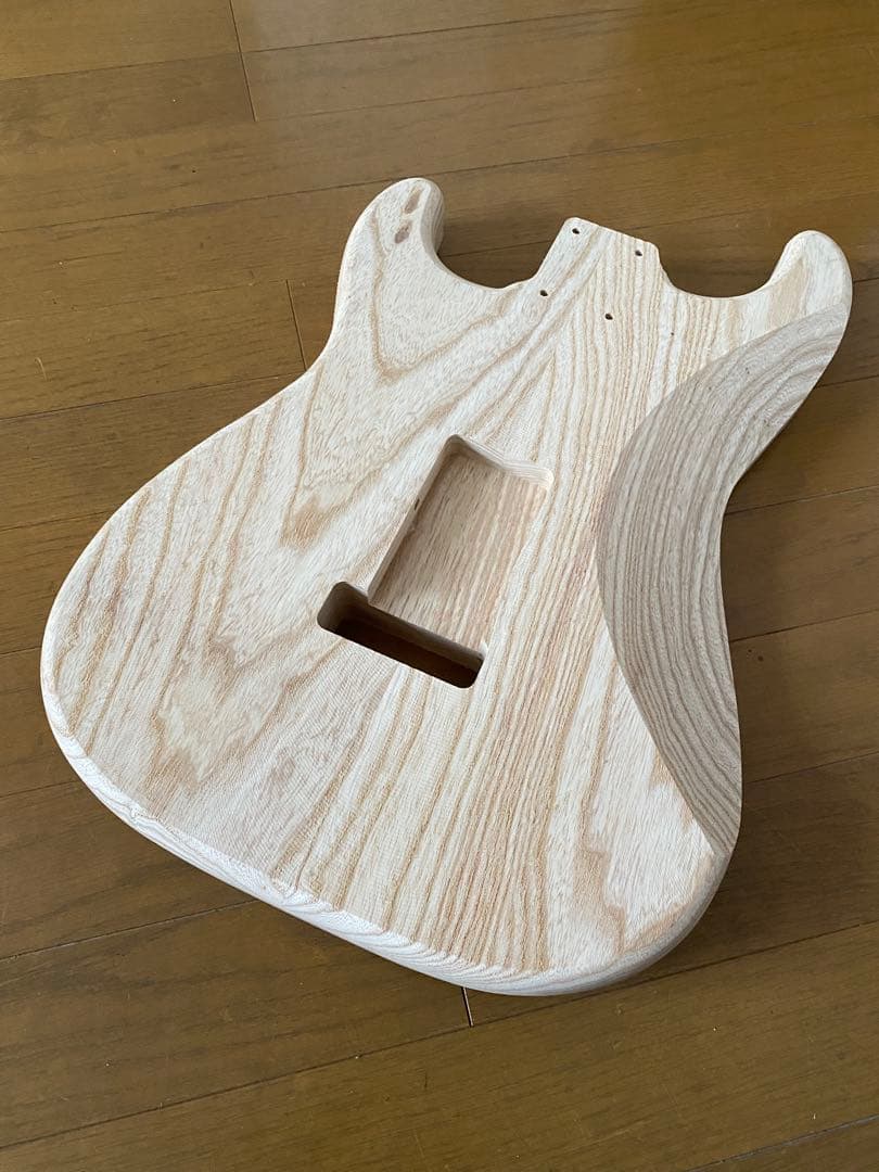 アッシュブロンドストラトキャスター 自作コンポーネント