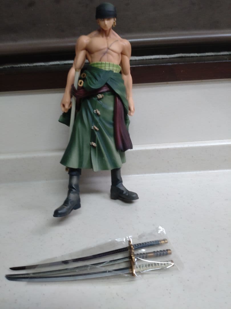 ワンピース THE GRANDLINE 麦わらの一味 9体セット　おまけ付き