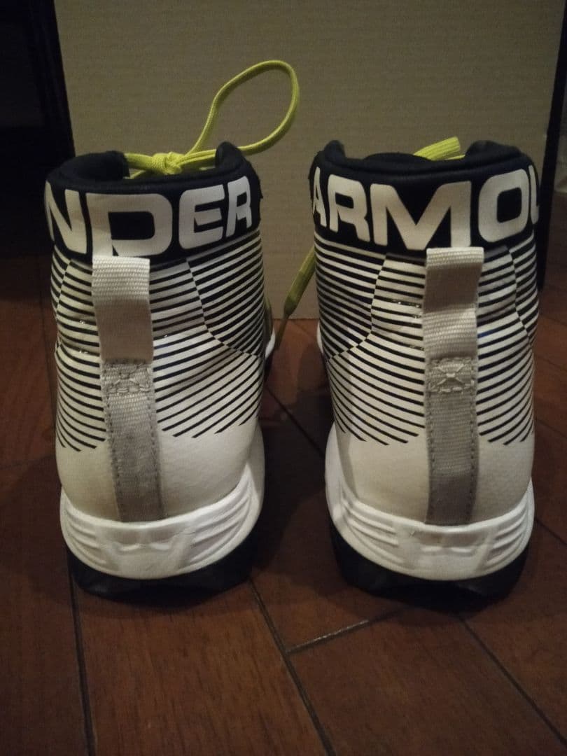 アンダーアーマー　アメリカンフットボール　アメフト　スパイク　25cm