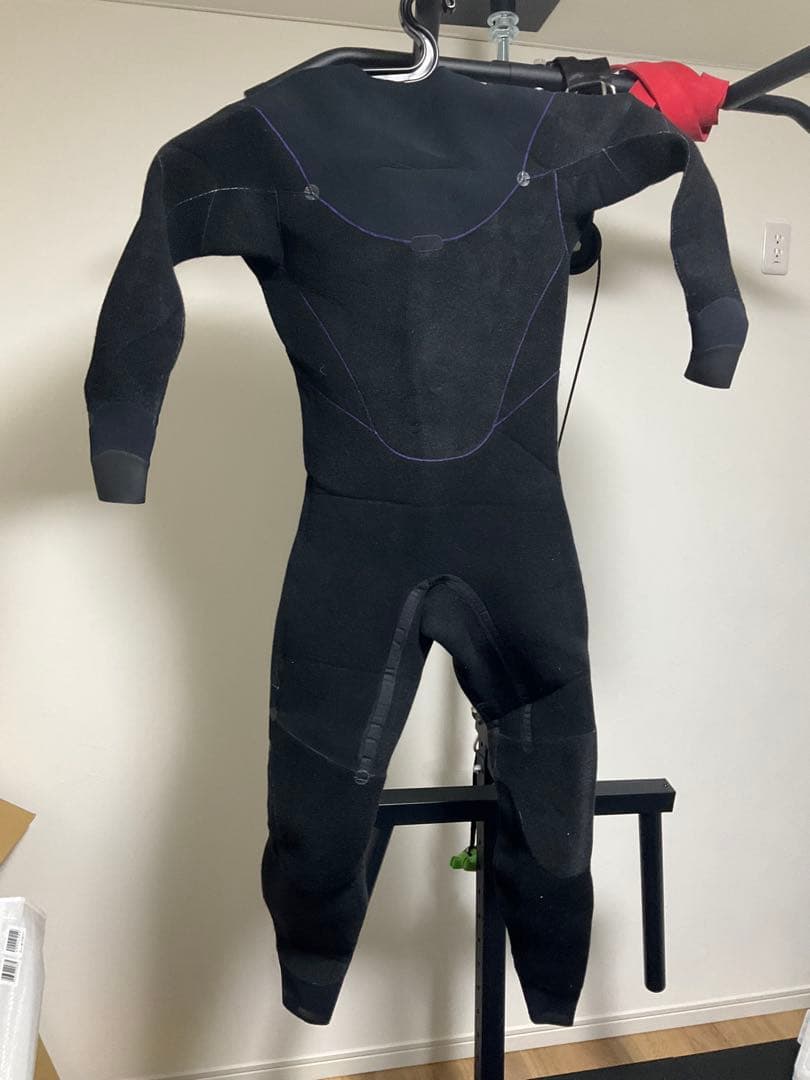 DUSK Form Ball 3mmウェットスーツ 1回着用のみ 身長172cm