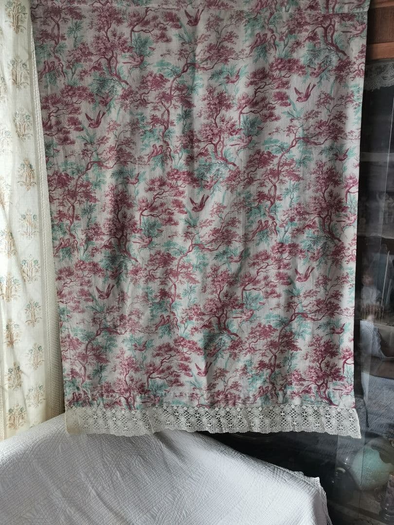 アンティークフランス 1880年トワルドジュイ鳥達の森 ボビンレース装飾カーテン