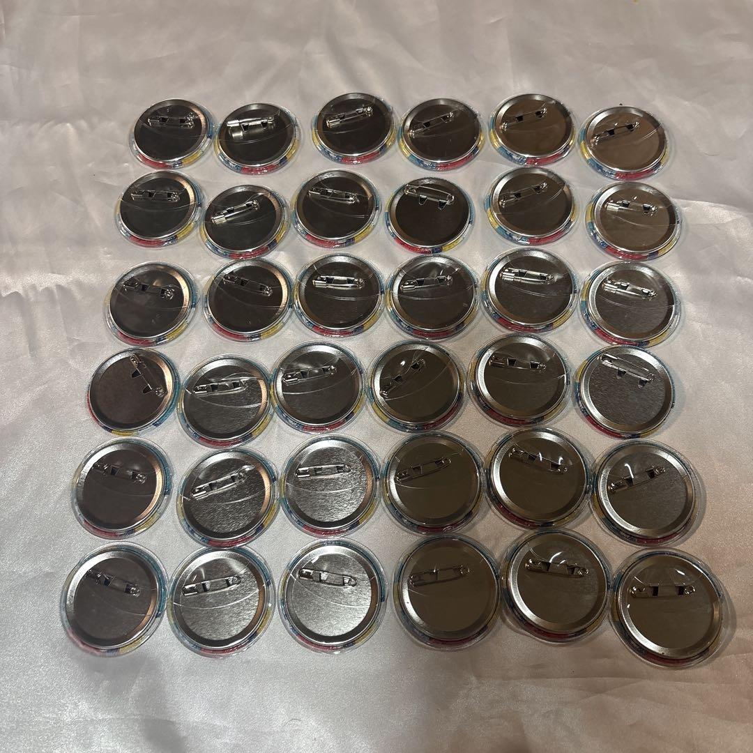 キューピットパラサイト　ギル　缶バッジ　56点