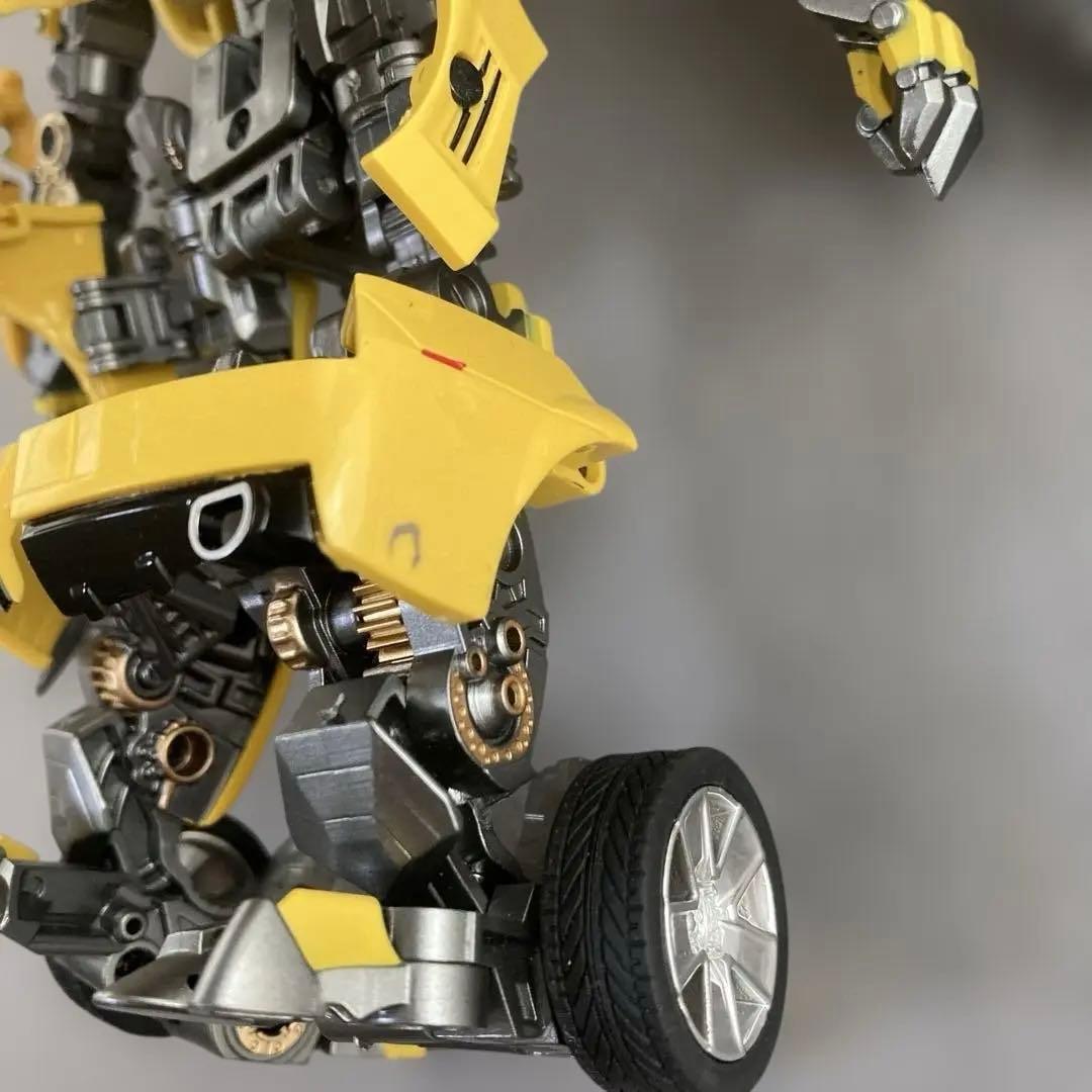 Battle Hornet 非正規　トランスフォーマー　バンブルビーっぽい人