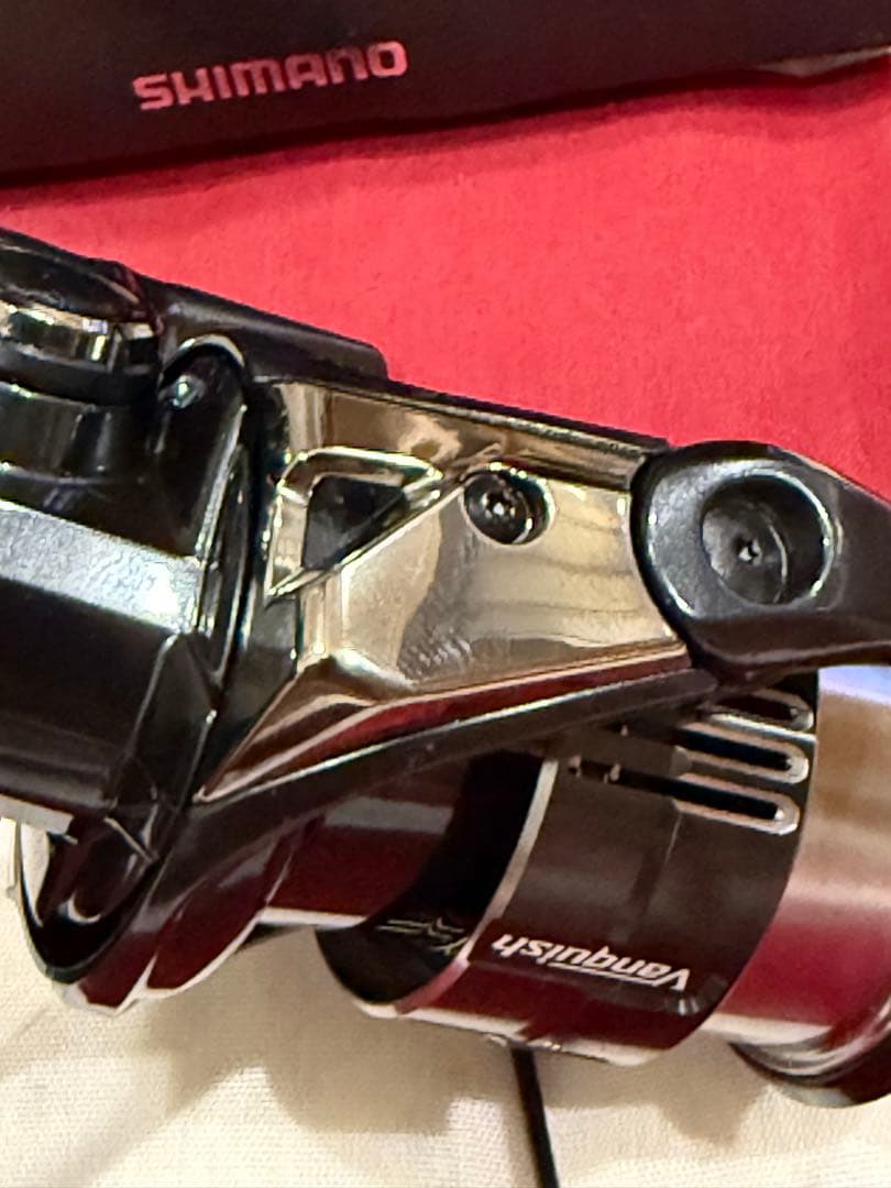 美品★シマノ 19ヴァンキッシュ C2000S ハンドル未使用 ★お値引き可能★