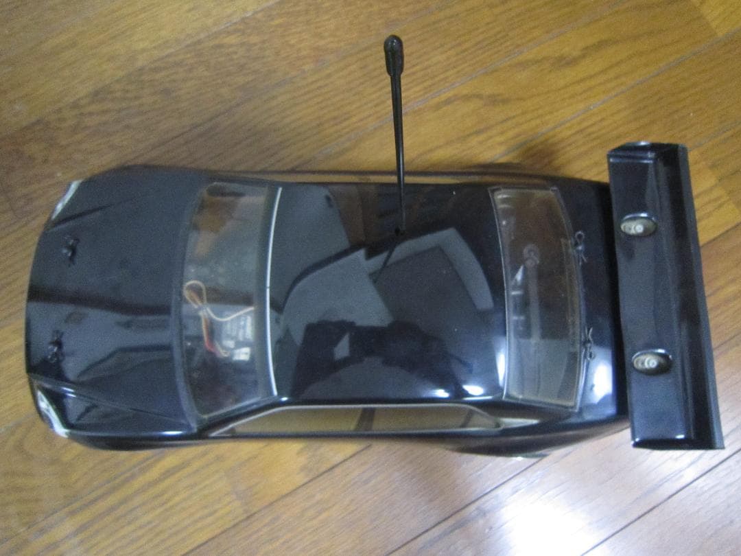 24時間だけ出品 完全動作品 1/10 hpi ジャパン E10 セルシオ